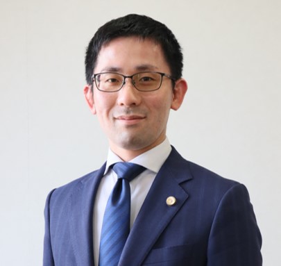 横田 秀俊　弁護士